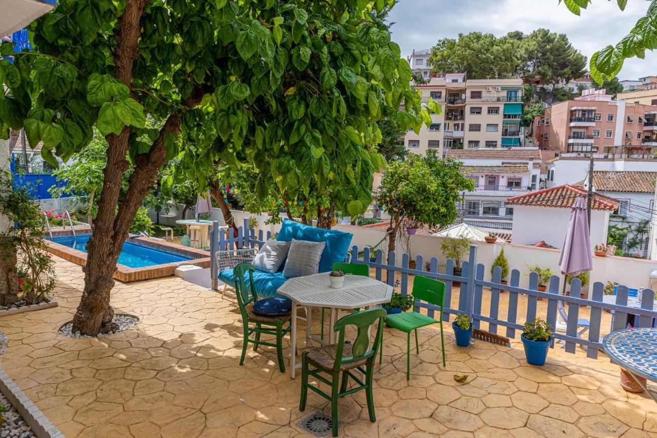 Blue Castle Guesthouse Malaga Exterior photo