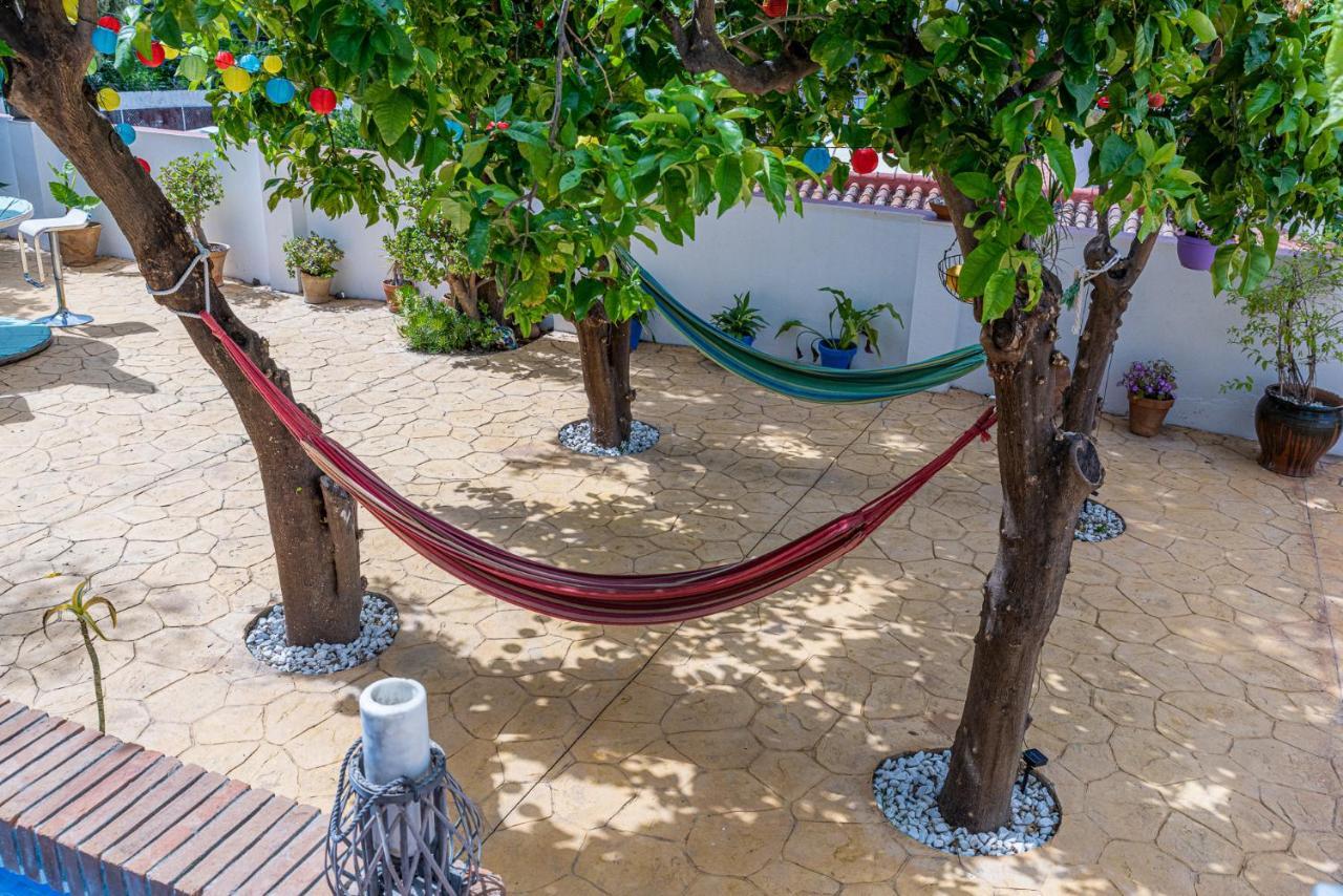Blue Castle Guesthouse Malaga Exterior photo